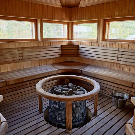 Molnby 4* Porvoo